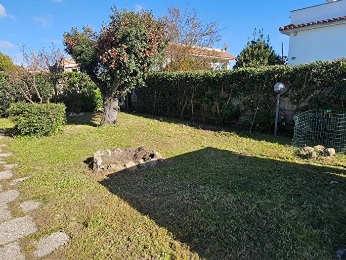 Casa trilocale in affitto in Via dei Polpi, Focene, Fiumicino