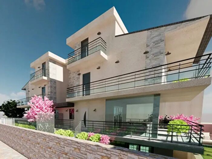 Casa quadrilocale in vendita in Via Altofonte, Roma