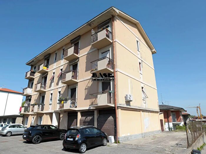 Appartamento trilocale in vendita in Via Monte Generoso, Fino Mornasco