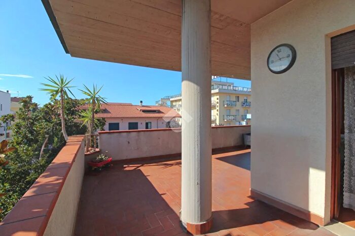 Appartamento quadrilocale in vendita in Via Lepanto, Giulianova