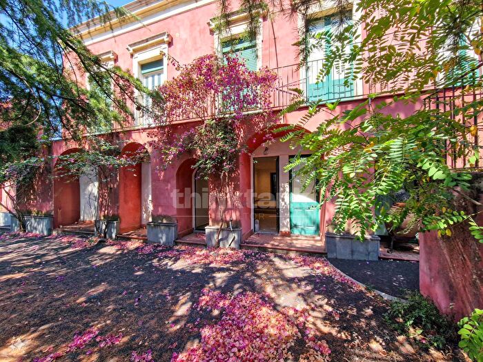 Appartamento con 5 locali in vendita in Via Pietro Nenni Snc, Zafferana Etnea