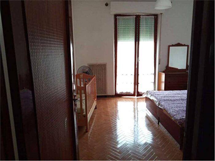 Appartamento trilocale in affitto in Piano, Ancona