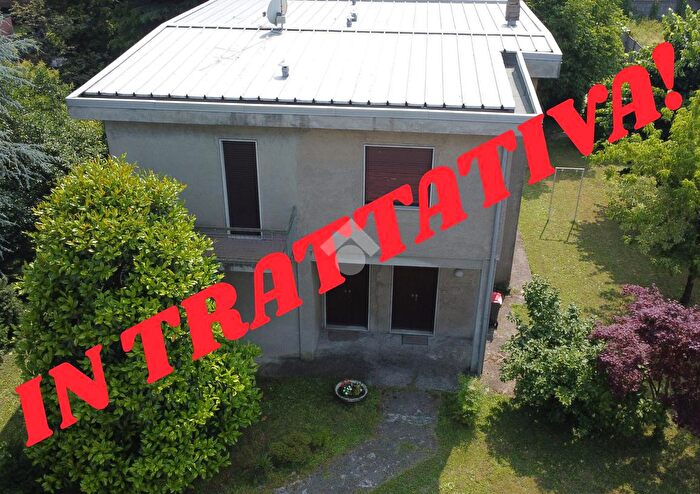 Casa trilocale in vendita in Via Varese, Cerro Maggiore