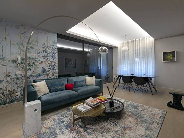 Appartamento trilocale in affitto in Via Bergamo, Montenero, Milano