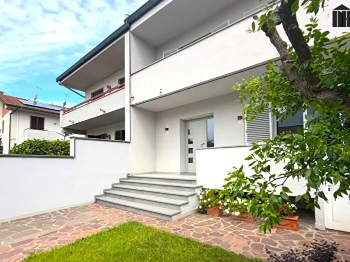 Casa con 5 locali in vendita in San Miniato