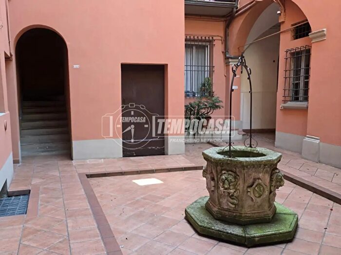 Appartamento monolocale in vendita in Vicolo Broglio, Bologna