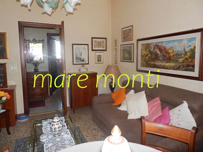 Appartamento quadrilocale in vendita in Via Stalingrado, Savona