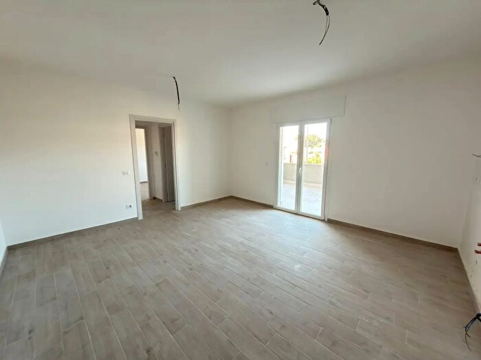 Appartamento trilocale in vendita in Via Monte Civetta, Nettuno