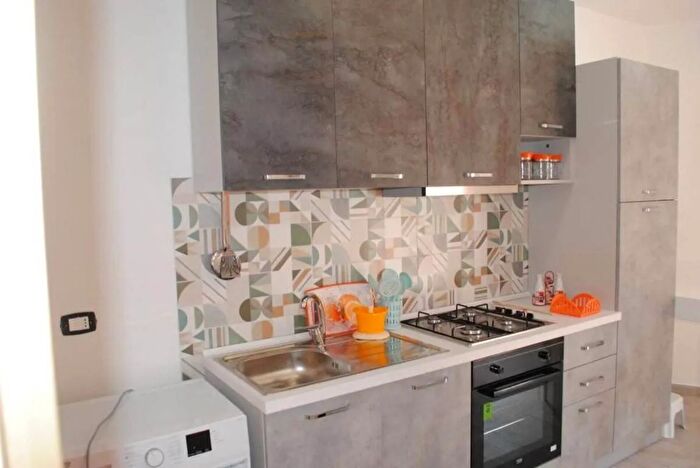 Appartamento monolocale in affitto in Siracusa