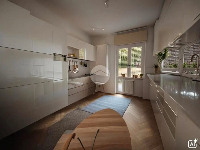 Appartamento quadrilocale in vendita in Via C Battisti, Rovato