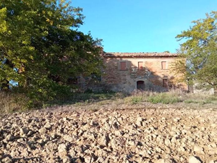 Casa con 6 locali in vendita in Via Serraspinosa, Pergola