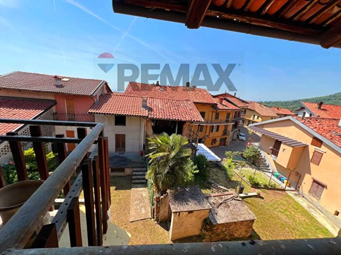 Casa con 5 locali in vendita in Via Micheletto, Castellamonte