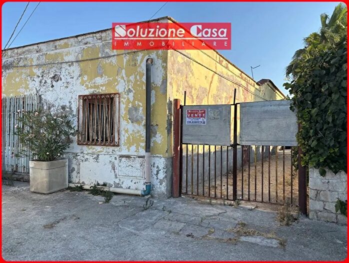 Casa trilocale in vendita in Via della Murgetta, Canosa Di Puglia