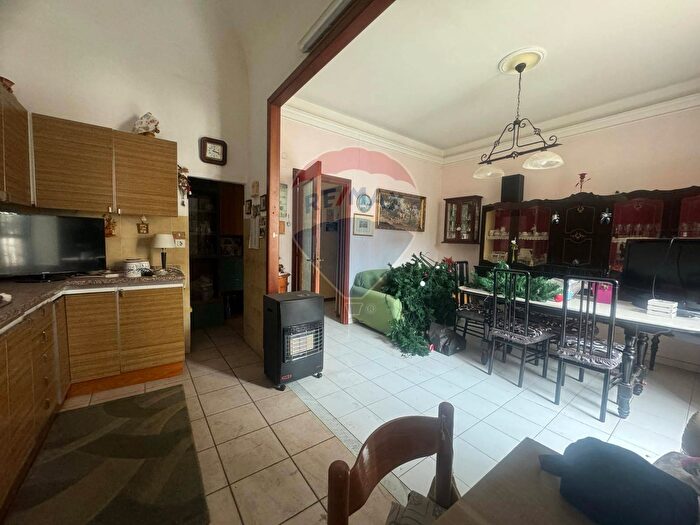 Appartamento quadrilocale in vendita in Via Topazio, Acireale