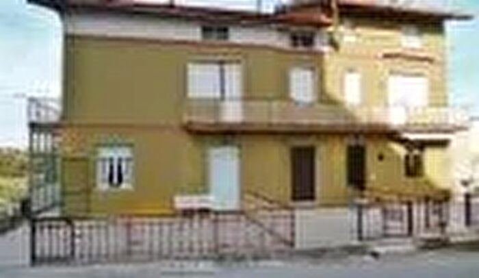 Casa con 9 locali in vendita in Villa Torre Torre MC Italia Torre, Cingoli