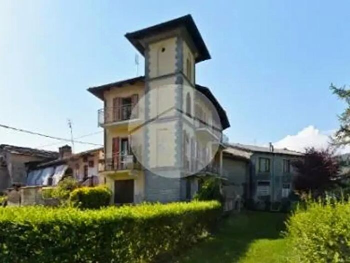 Appartamento bilocale in vendita in Via Freinetto, Coazze