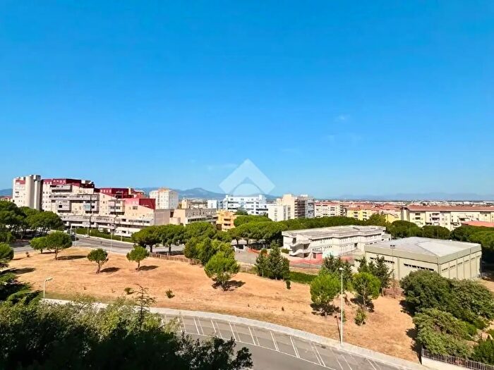 Appartamento con 5 locali in vendita in Via Setzu, Cagliari