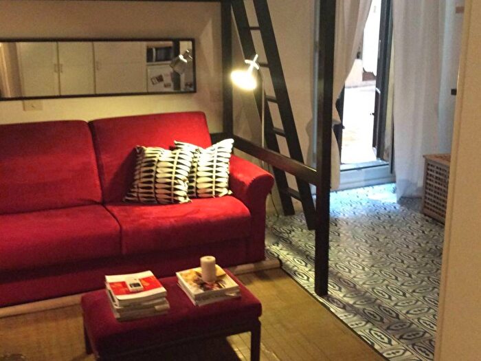 Appartamento monolocale in affitto in Via dei Banchi Nuovi, Via Giulia, Roma