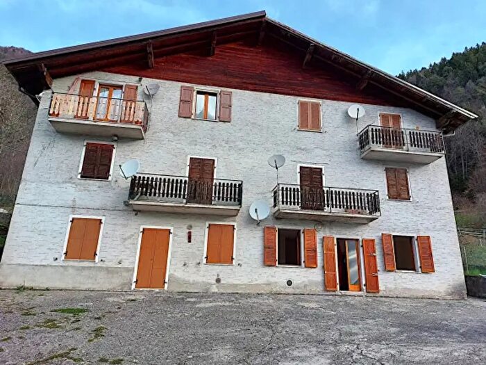 Appartamento quadrilocale in vendita in Via Cerreto, Bagolino