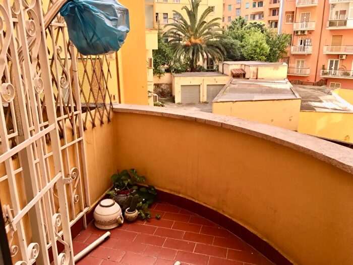 Appartamento trilocale in vendita in Piazza Lotario, Roma