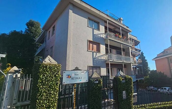 Appartamento con 6 locali in vendita in Zona Albaro Genova, Genova