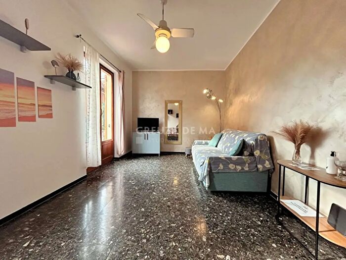 Appartamento con 5 locali in vendita in Via Capellaro, Rapallo