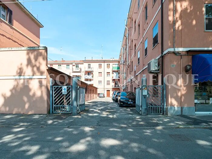 Appartamento trilocale in vendita in Via Foro Boario, Ferrara