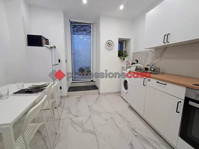 Appartamento trilocale in vendita in Via Plebiscito, Catania