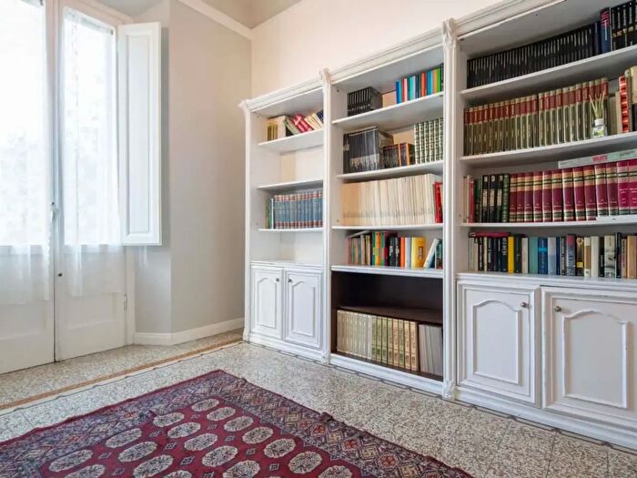 Appartamento in affitto in Viale Fratelli Rosselli, Firenze