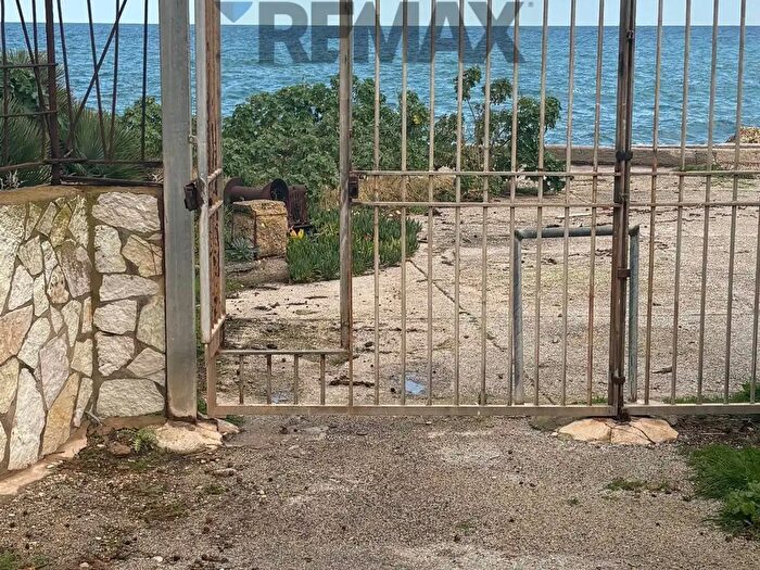 Casa con 6 locali in vendita in Contrada Piraineto Snc, Carini