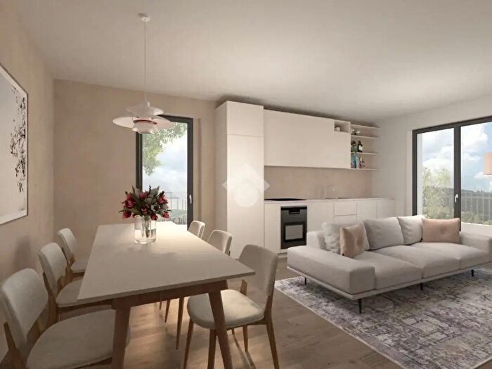 Appartamento trilocale in vendita in Via M Buonarroti, Gallarate