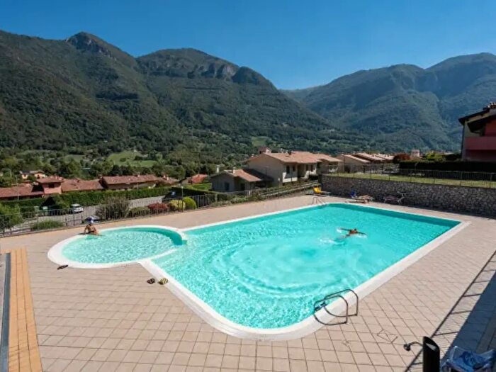 Appartamento trilocale in vendita in Via al Poggio, Ranzanico