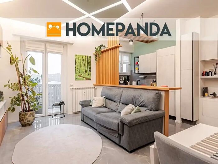 Appartamento trilocale in vendita in Viale Ungheria, Milano