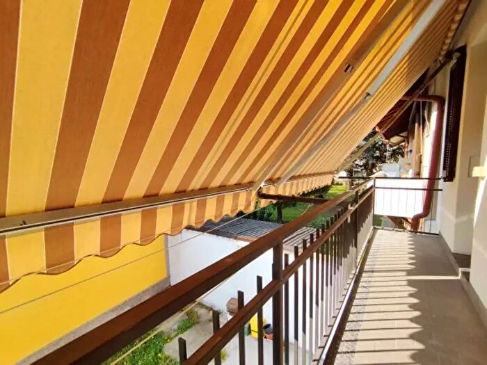 Appartamento bilocale in vendita in Via Alessandro Volta, Saronno