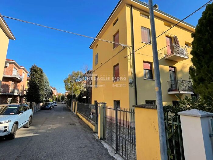 Appartamento trilocale in vendita in Modena