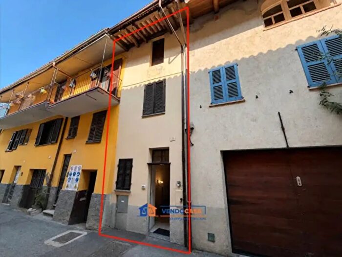 Casa trilocale in affitto in Via del Torrione, Dogliani