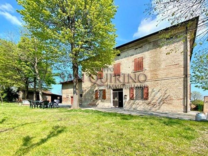 Casa con 5 locali in vendita in Via Gazzata, San Martino In Rio