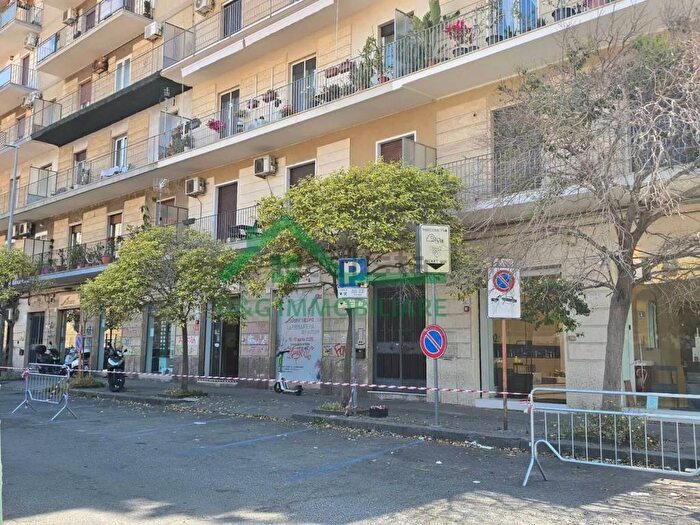 Appartamento trilocale in affitto in Piazza Pietro Lupo, Centro Storico, Catania