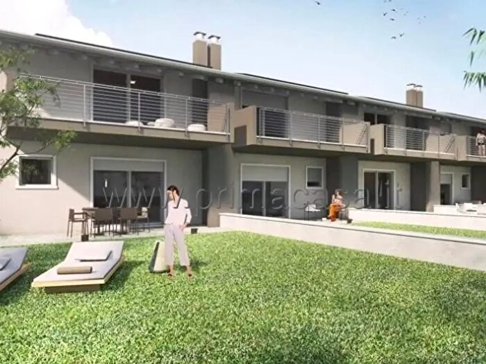 Casa quadrilocale in vendita in Via Emilia, Pisa