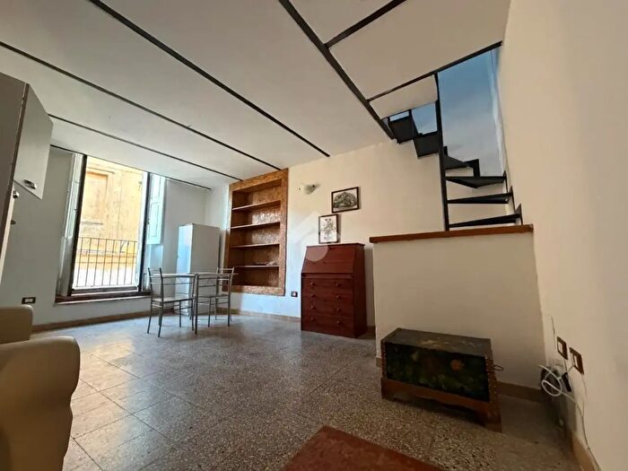 Appartamento bilocale in vendita in Vicolo I De Grazia, Catanzaro