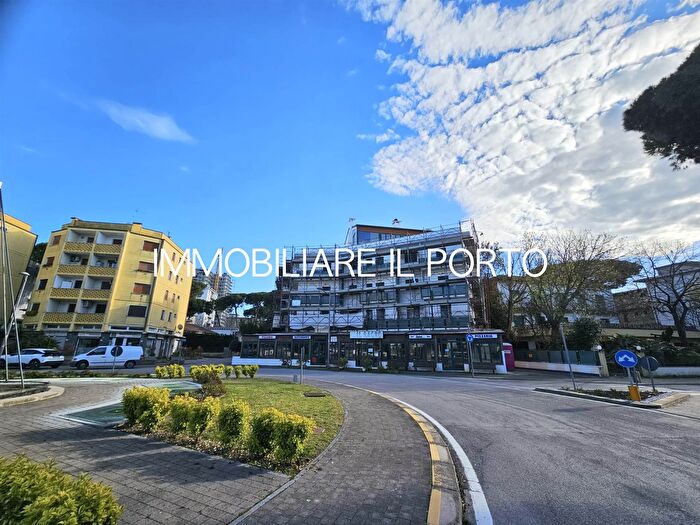 Appartamento trilocale in vendita in Comacchio