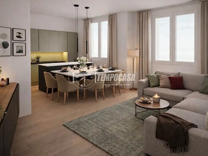 Appartamento trilocale in vendita in Via Luigi Calori, Bologna