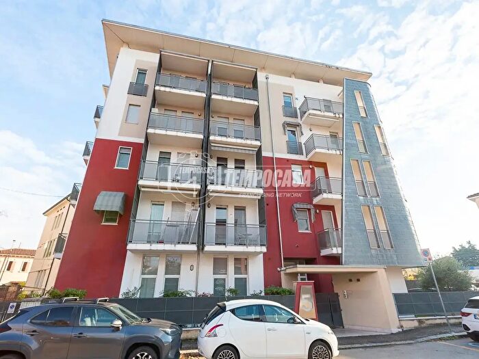 Appartamento bilocale in vendita in Via Fratelli Govoni, Verona