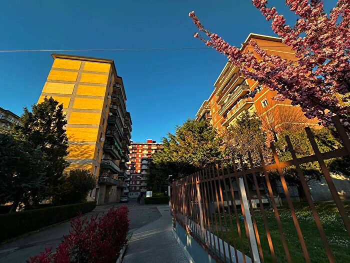 Appartamento bilocale in affitto in Via Cesare Battisti, Segrate Centro, Segrate