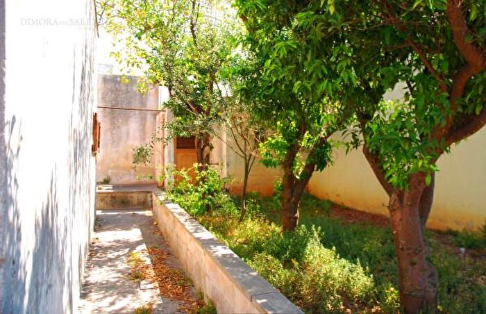 Casa con 5 locali in vendita in Via Carlo del Prete, Salve