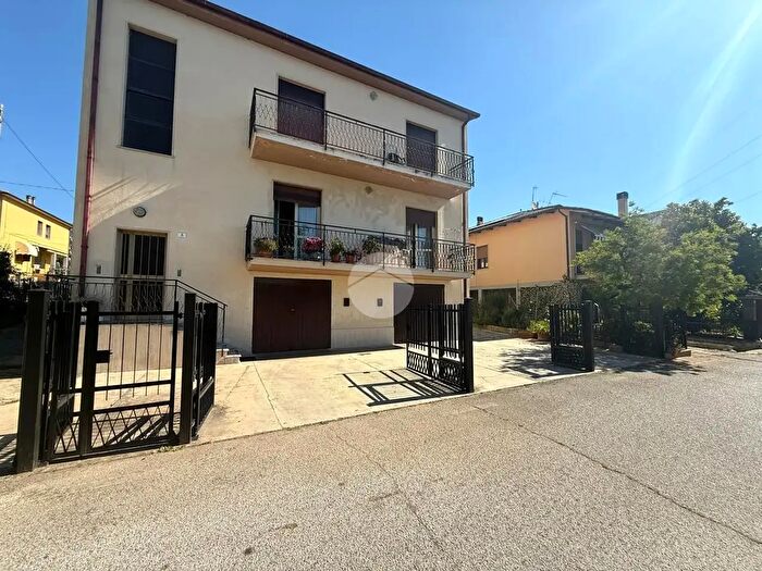 Appartamento quadrilocale in vendita in Str di Scentelle, Terni