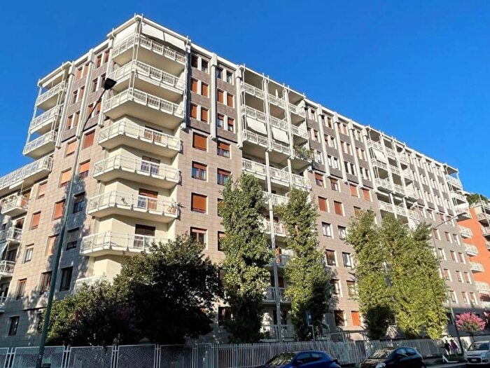 Appartamento quadrilocale in affitto in Via Filadelfia, Santa Rita, Torino