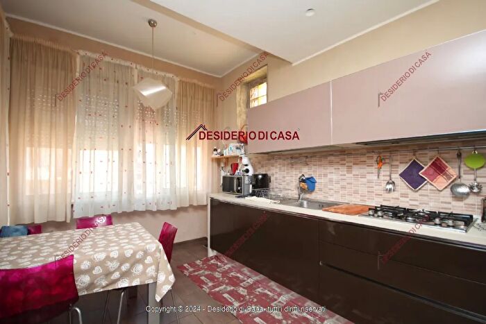 Appartamento trilocale in vendita in Palermo