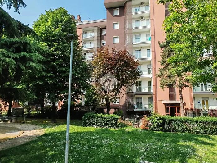 Appartamento trilocale in vendita in Via Giuseppe Mazzini, Opera