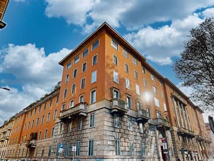 Appartamento bilocale in affitto in Viale Brianza, Centrale, Milano